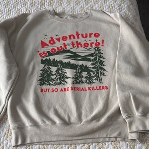 Lucy Jayne’s sweatshirt size small